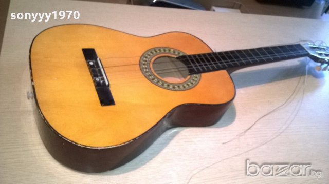 китара-88х32х8см-внос швеицария, снимка 2 - Китари - 18423344