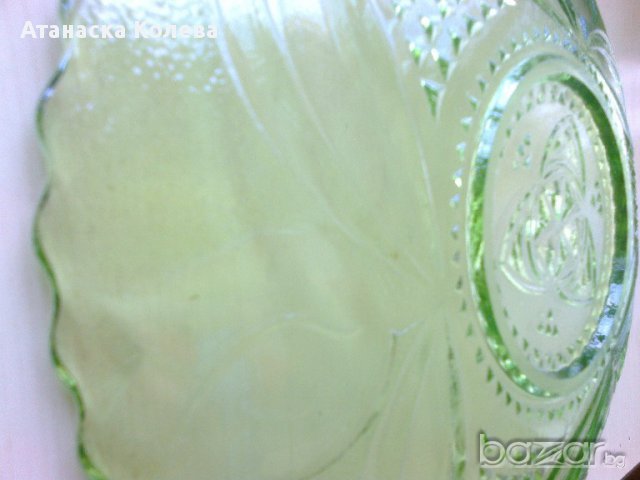 Чиния за торта, стъкло, зелена, снимка 3 - Чинии - 17194996