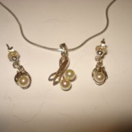 Сребърен лот с перли, снимка 1 - Бижутерийни комплекти - 17899053