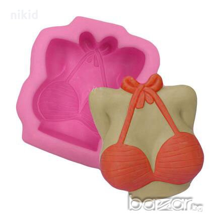 Дамско тяло бюст гърди с бански силиконов молд форма украса фондан шоколад гипс свещ мъжко парти, снимка 1