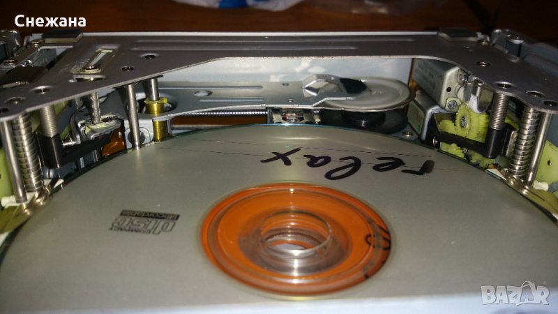 Радио за Ford C-Max/Focus/Mondeo Sony C214-CD6 - за части , снимка 1