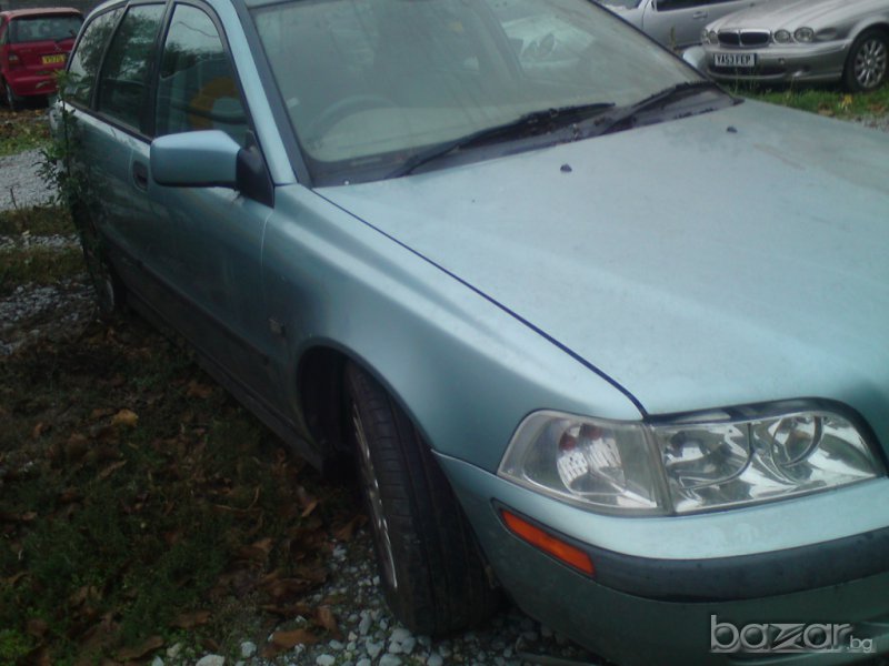Части за Volvo V40 1.9тди, 115кс, 2002г, снимка 1