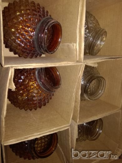 Продавам плофониера стъклени кръгли,халогенни прожектори ,осветителни тела и лампи външни, снимка 1