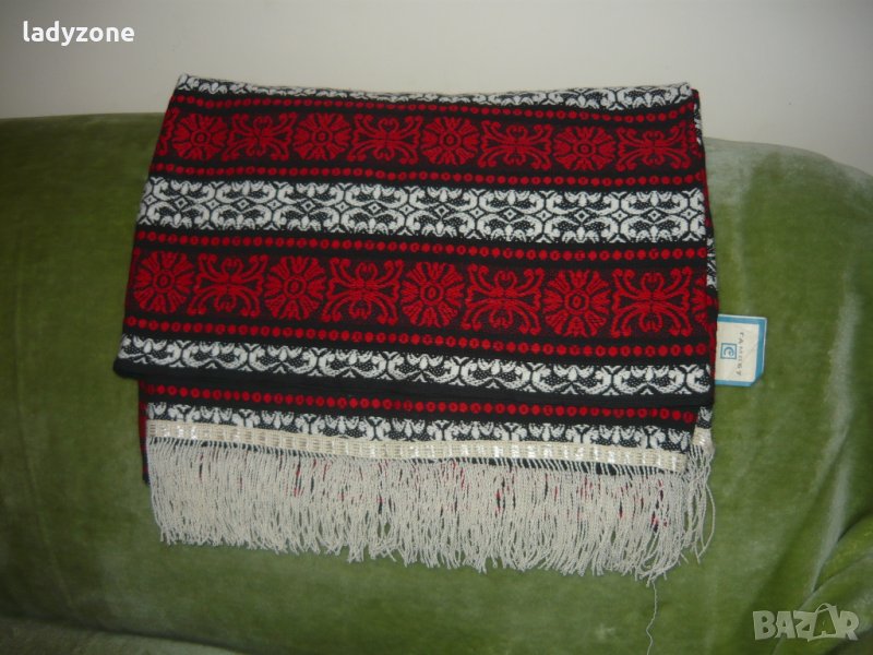  Жакардова покривка - нова, снимка 1