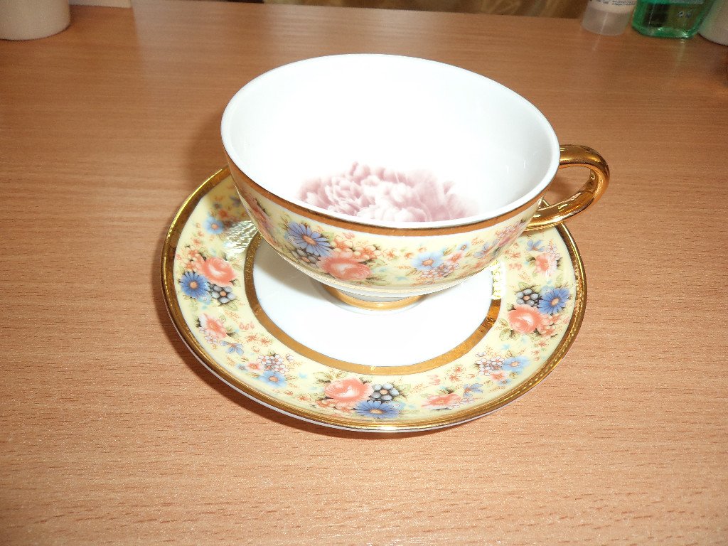 Чаша за кафе или чай от костен порцелан в Чаши в гр. Нови пазар -  ID20485529 — Bazar.bg
