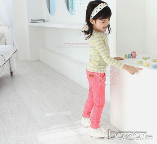 ПРОМОЦИЯ!!! Панталон тип дънки, цвят диня, снимка 2 - Детски панталони и дънки - 7756470