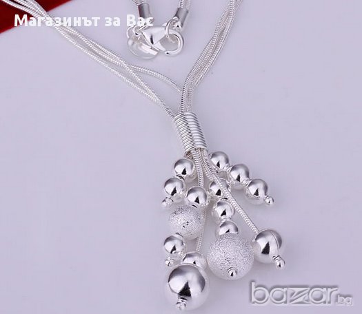 Грандиозно колие с топчета