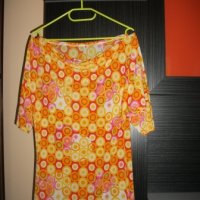 свежа лятна блуза с ярки цветове, снимка 1 - Тениски - 25587851