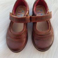 Детски обувки Clarks №22,5, снимка 4 - Детски обувки - 24807875