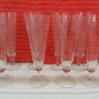 Стъклени чаши гравирани , снимка 2 - Антикварни и старинни предмети - 22999919