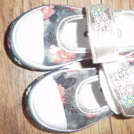 ПОСЛЕДЕН БРОЙ! детски обувки номер 19 - подходящи за детска градина, снимка 1 - Детски маратонки - 16253910