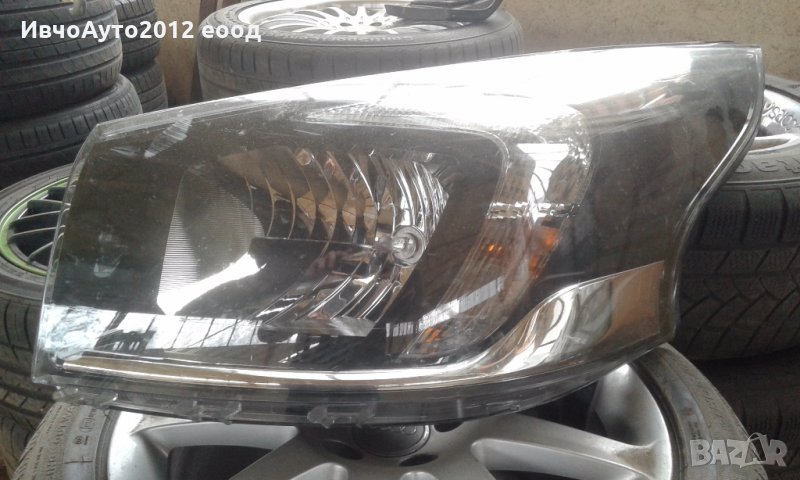 Фар ляв opel VIVARO RENAULT TRAFIC 2016 оригинален, снимка 1