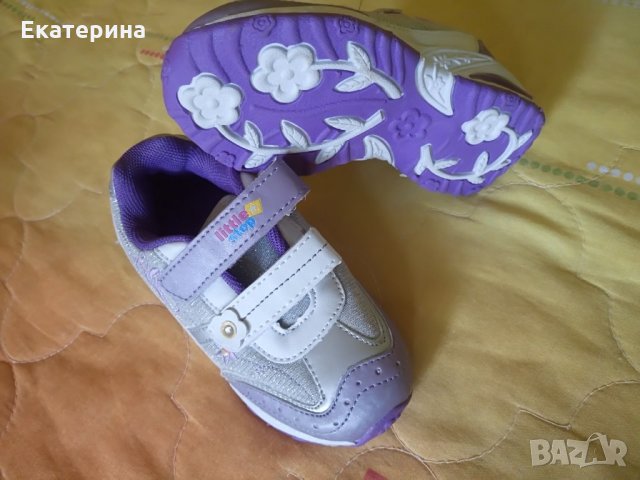 НОВИ маратонки н.25