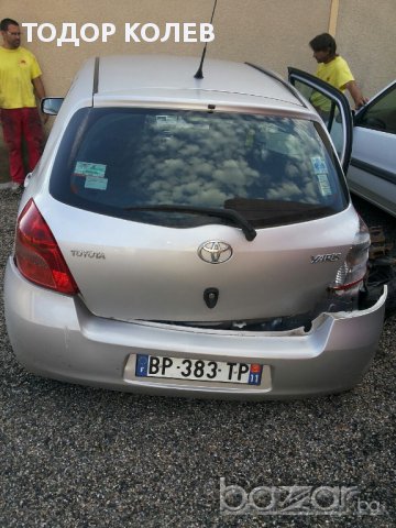 Toyota Yaris 1.0 vvti на части, снимка 5 - Автомобили и джипове - 11852443