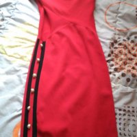 Червена рокля, снимка 1 - Рокли - 22902244