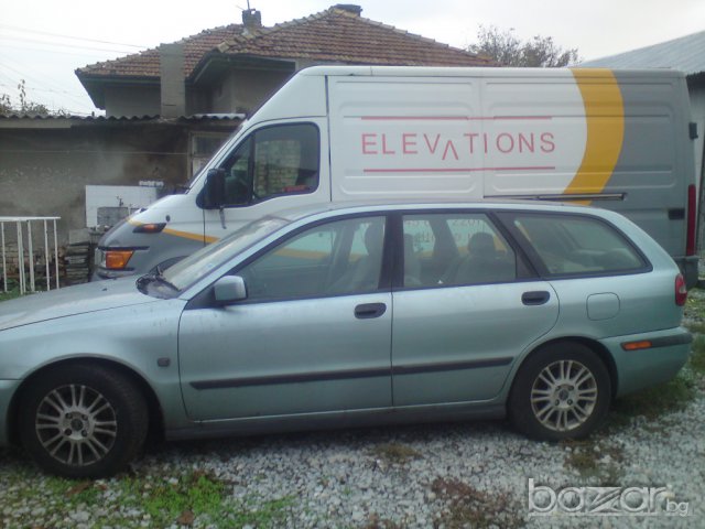 Части за Volvo V40 1.9тди, 115кс, 2002г, снимка 2 - Части - 8031596