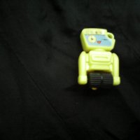 Жълто роботче, снимка 1 - Други - 25620301