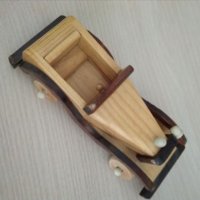 Дървена кола, снимка 1 - Колекции - 24799565