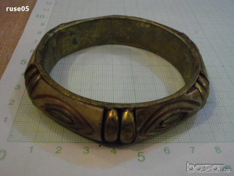 Гривна с орнаменти, снимка 1