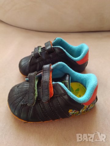 Бебешки маратонки Adidas, снимка 1 - Бебешки обувки - 23293111
