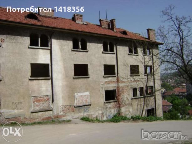 Сграда на 4 етажа в  идеалния център на Габрово с РЗП 2100кв. м., снимка 1