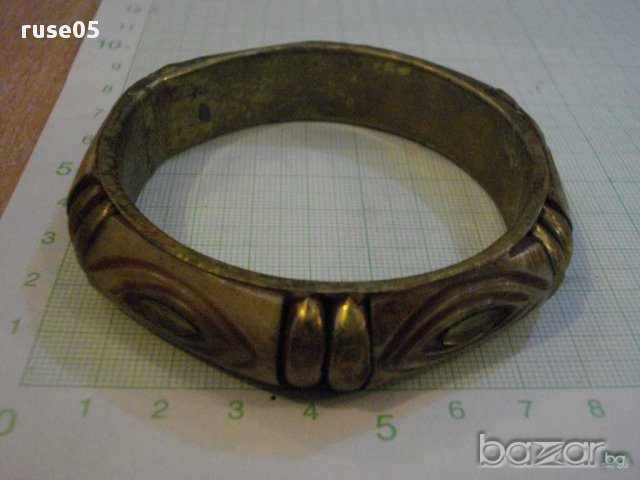 Гривна с орнаменти