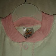 Бебешко гащеризонче розов цвят,плюшена материя с мечета, снимка 3 - Бебешки гащеризони - 13813505
