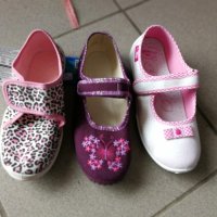 Намалени пантофки 18 лева , снимка 2 - Бебешки обувки - 21334968