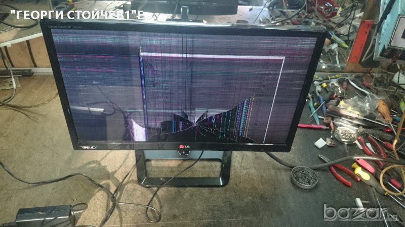 DM2352D СЪС СЧУПЕН ПАНЕЛ, снимка 1