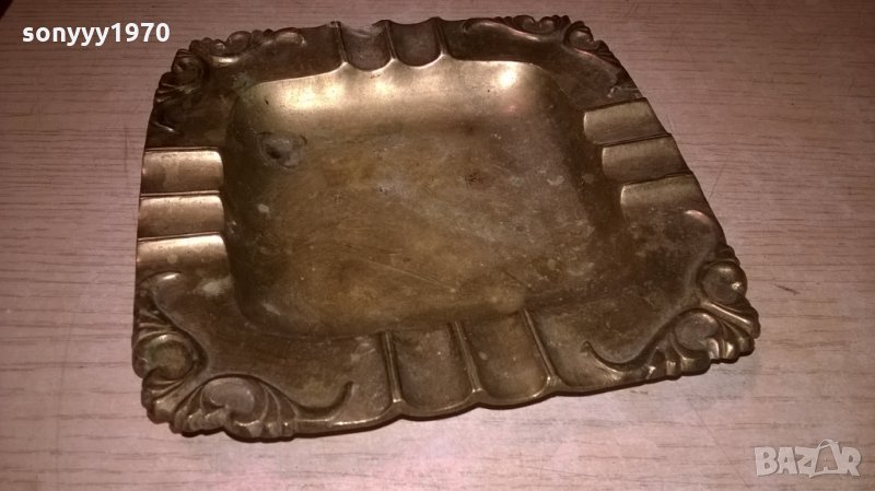 поръчан-ретро пепелник-мед/месинг-15х15х2см-внос швеицария, снимка 1