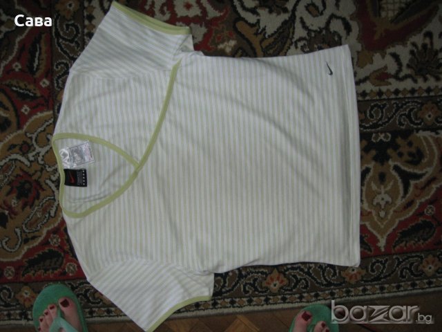 Тениска NIKE  дамска,Л-ХЛ, снимка 2 - Спортни екипи - 19108275