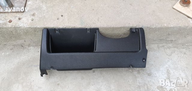 Пластмасова  кора под волана за бмв е36 компакт