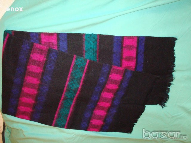 Дамски плетени шалове и ръкавици- Разпродажба, снимка 8 - Шапки - 9021669