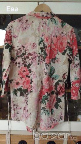 Красива дамска риза с цветни мотиви, размер L/XL, снимка 2 - Ризи - 19203025