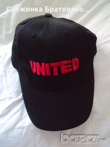 Юношеска фенска шапка на Манстър Юнайтед, снимка 1 - Шапки - 18751676