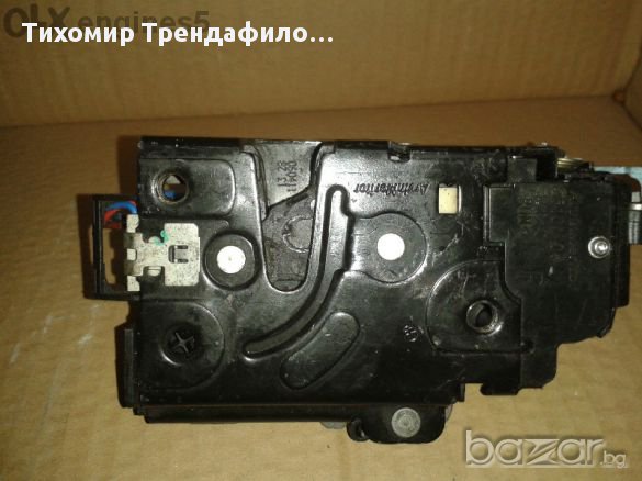 Vw Lock case Door lock 3d1837016aq, 3d1 837 016 aq, Брава за дясна врата на Фолксваген Кади 2011г, снимка 2 - Части - 11989598