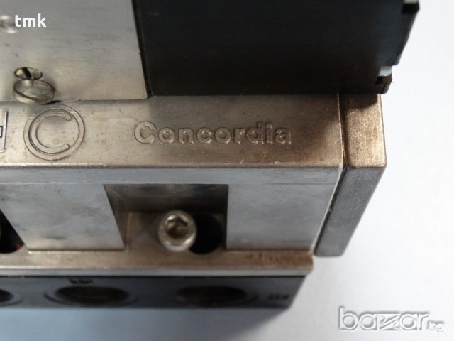 Пневматичен разпределител за преси 25 т, 40 т, снимка 5 - Други машини и части - 18920854