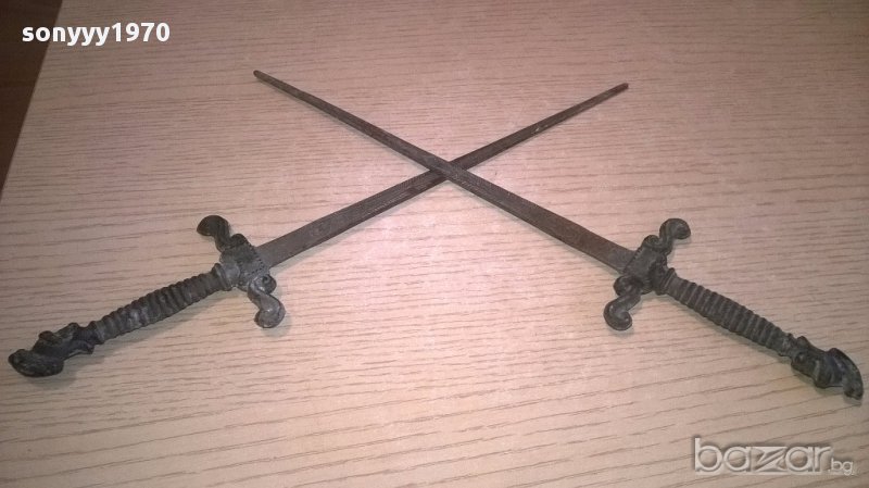 АНТИКИ-Два стари МЕТАЛНИ ножа-31х7см-внос швеицария, снимка 1