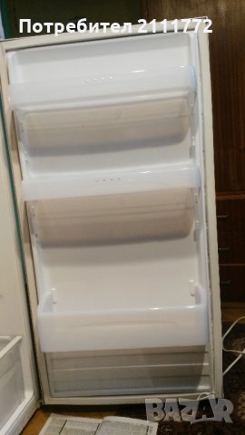 ХЛАДИЛНИК КАНДИ НА ЧАСТИ candy резервни части хладилник фризер камера врата хладилник лавица рафт, снимка 4 - Фризери - 23551867