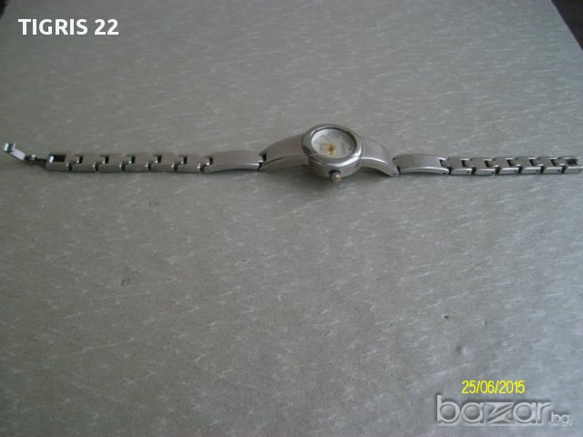 Дамски часовник, снимка 5 - Дамски - 11861506