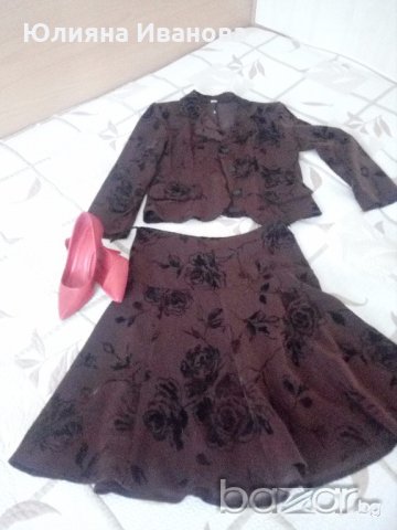 Невероятен костюм за повод