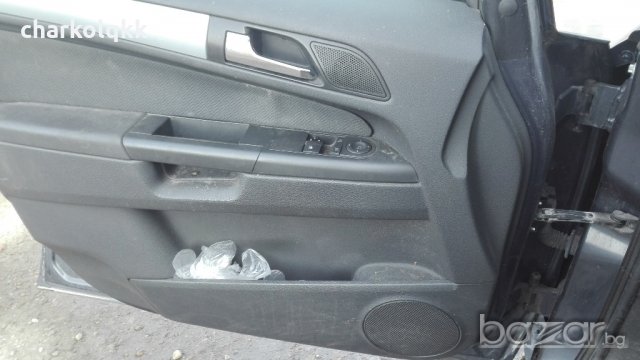 продавам опел зафира на части 1.9 07г, снимка 4 - Автомобили и джипове - 20108051