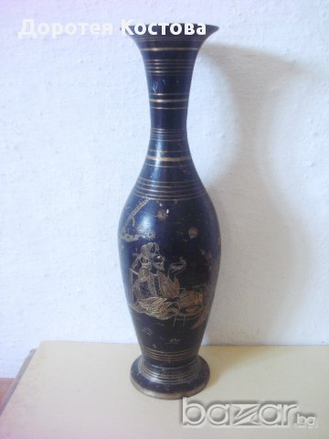Стара бронзова ваза 2