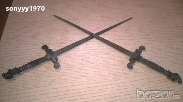 АНТИКИ-Два стари МЕТАЛНИ ножа-31х7см-внос швеицария