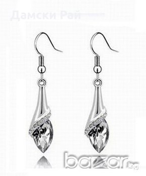 Нежни сребърни обеци с кристал