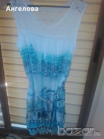 Бутикова рокля с коланче 