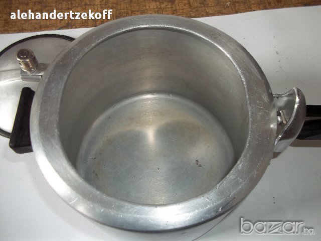  Тенджери тенджера  под налягане за резервни части ..., снимка 2 - Съдове за готвене - 11826811