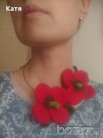 Нов комплект колие, брошка, филц, handmade,  макове, вълна, плъстене, Арт, аксесоари, снимка 3 - Други - 20914075