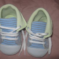 Нови бебешки буйки, снимка 1 - Бебешки обувки - 24682175