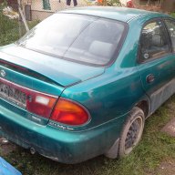 Mazda 323 S на Части, снимка 1 - Автомобили и джипове - 11994355